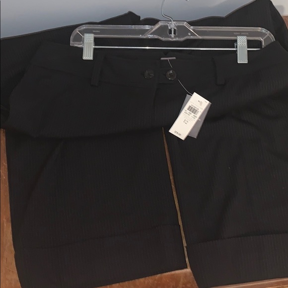 Ann Taylor Capri dress pants - Picture 4 of 6